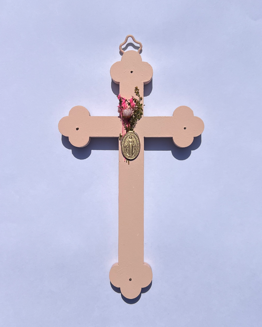 Crucifix fleuri
