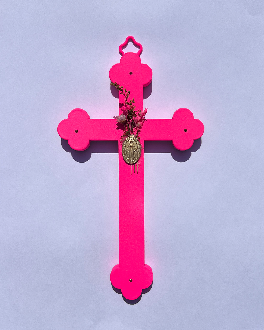 Crucifix fleuri