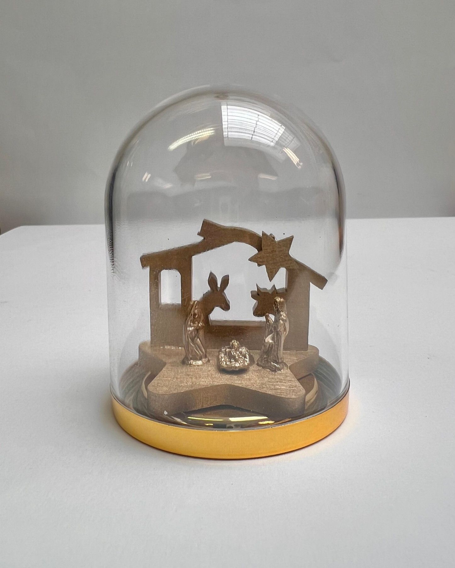 Crèche sous cloche
