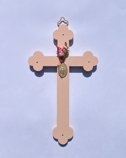 Crucifix fleuri