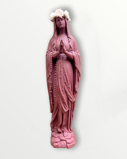Statuette de la Vierge couronnée de fleurs